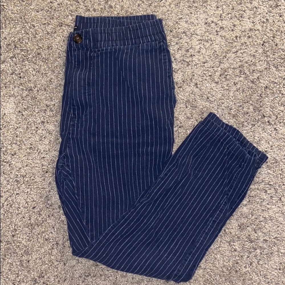 Medium • Elastic Waistband • Blue Pin Striped Pant
